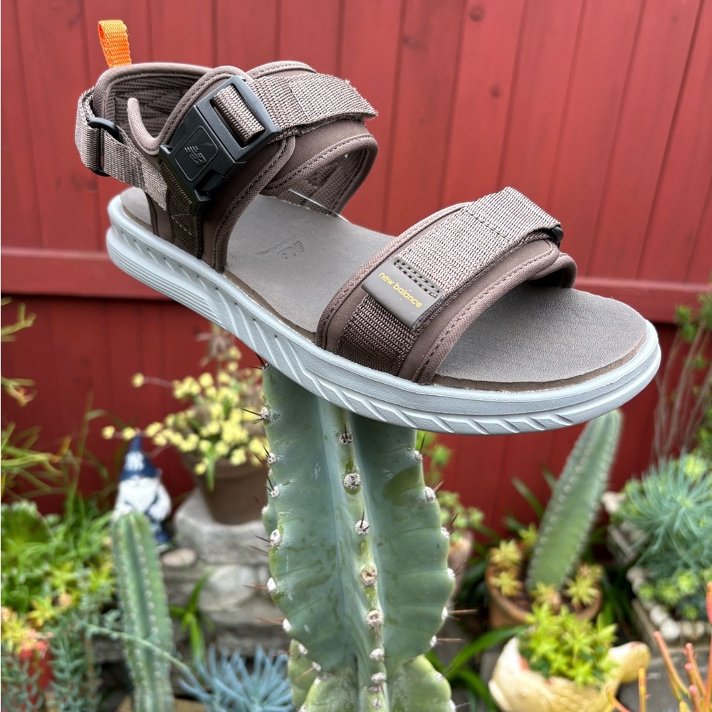 New Balance Brown Sandals - Picture 5 of 15